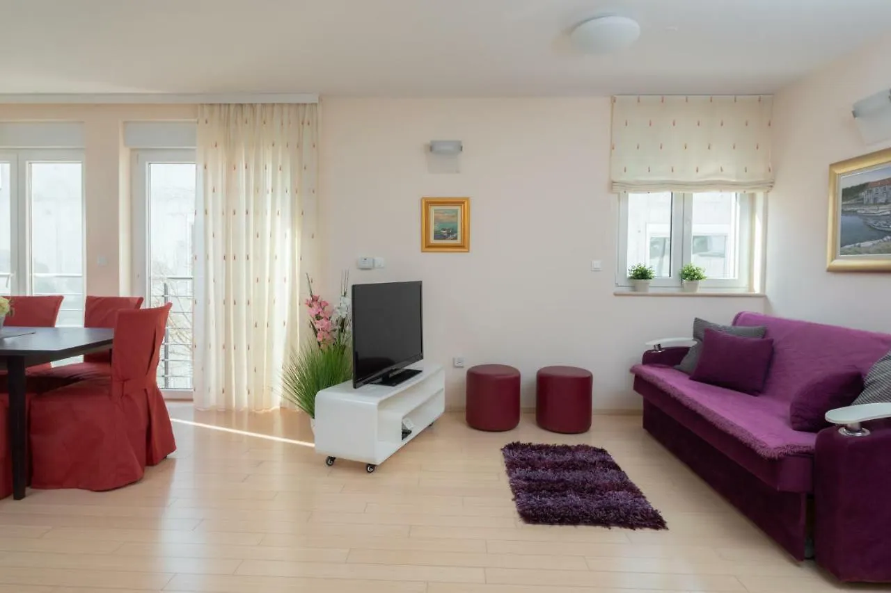 Apartments Bonaca Split 0*,